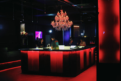 H1 Club & Lounge