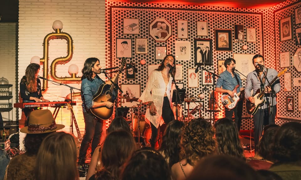 Concierto Tributo a Daisy Jones & the Six "AURORA"