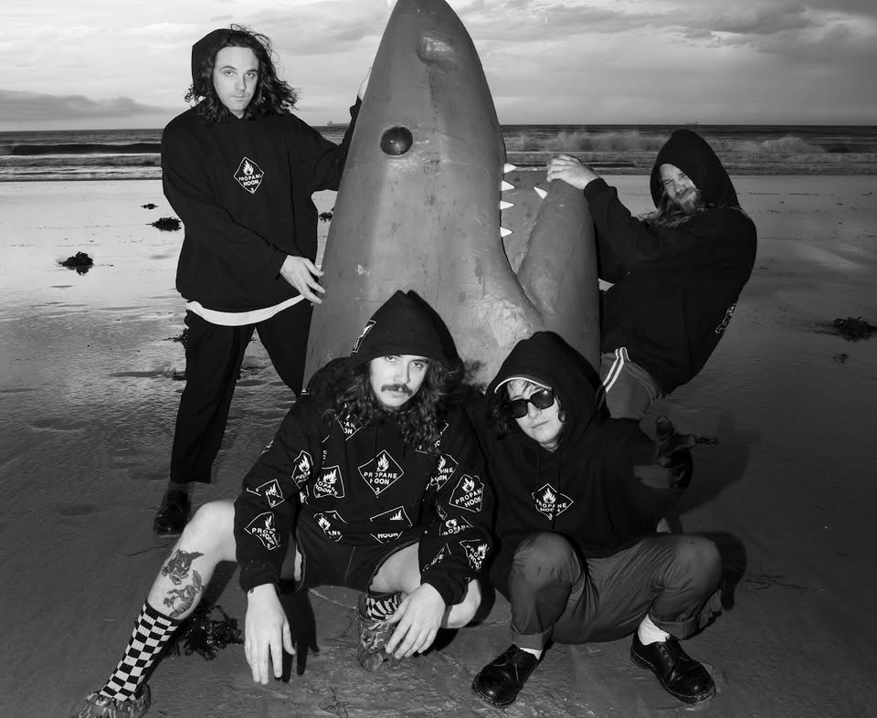 Hoon [AUS] / Banana Hammocks [D] / City Speak [D]