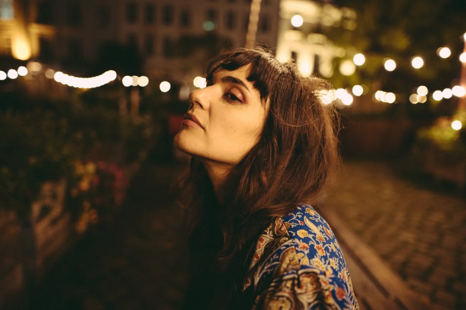 Susa Berivan Band - Support: Esther Koch - Cinematic Folk/ Jazz Love/ Singer-Songwriter