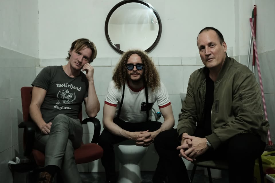 THE MOVEMENT + HEAVYBALL  -  Hannover  - LUX