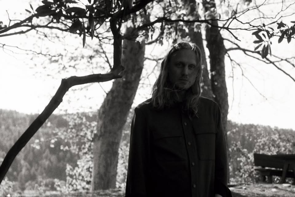 Jarle Skavhellen - Indie-Folk Singer Songwriter