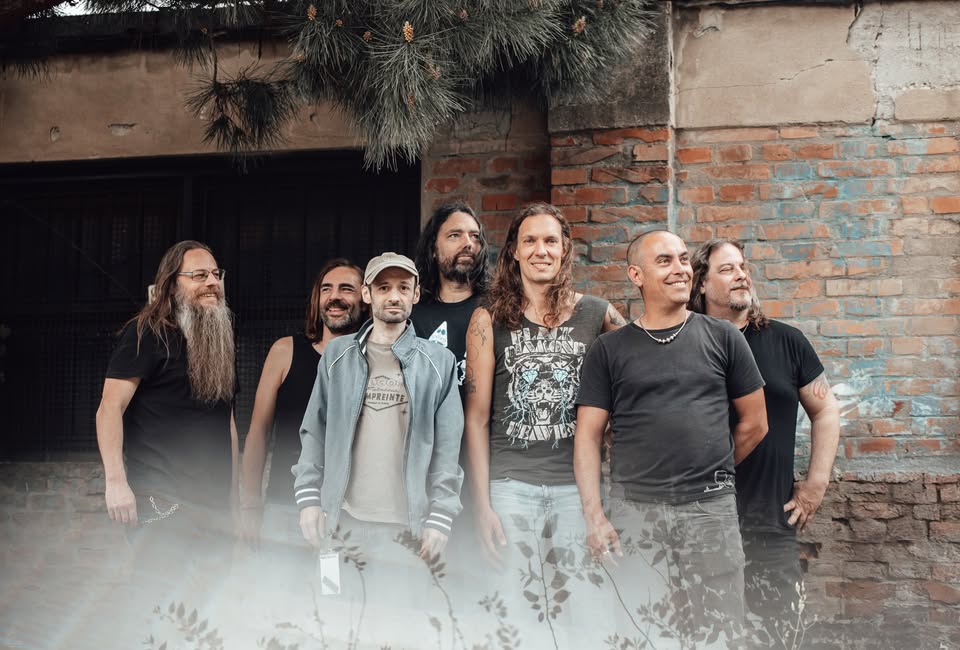 Monkeys On Mars - A unique sound journey with Monkey3 & Mars Red Sky