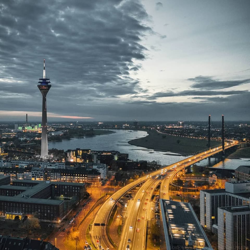 Düsseldorf's größte Tanz in den Mai Party 2026