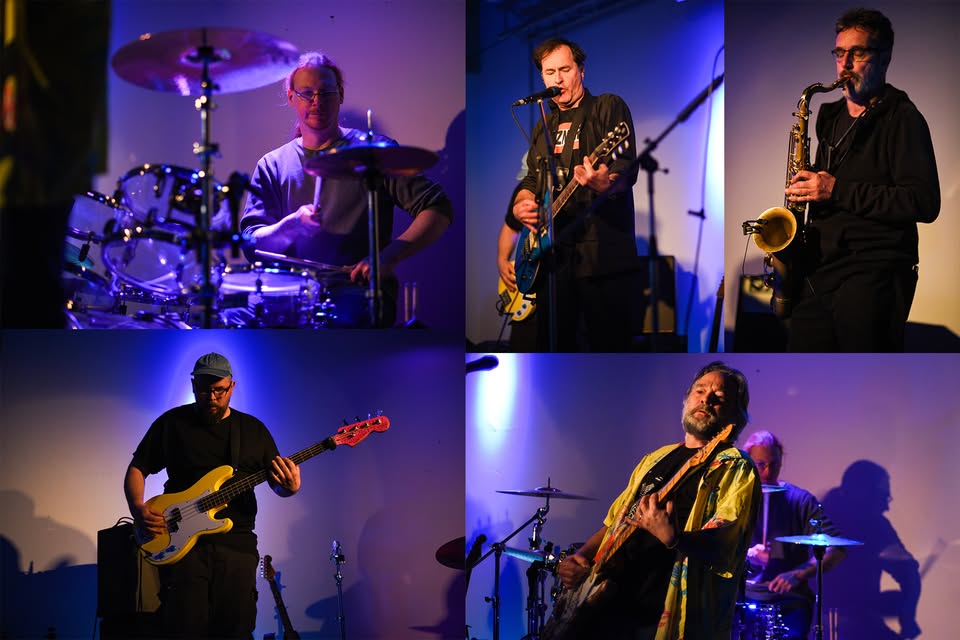 DAS LETZE AHORN & DAS KOMMANDO