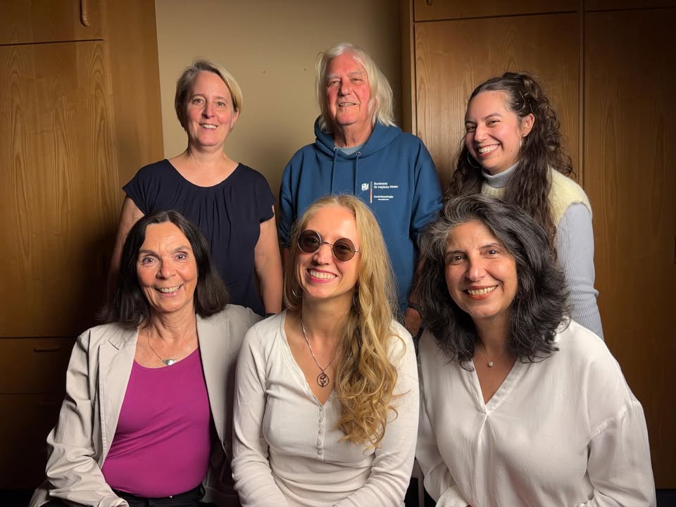 Lies uns - Literaturlesung // im Béi Chéz Heinz 