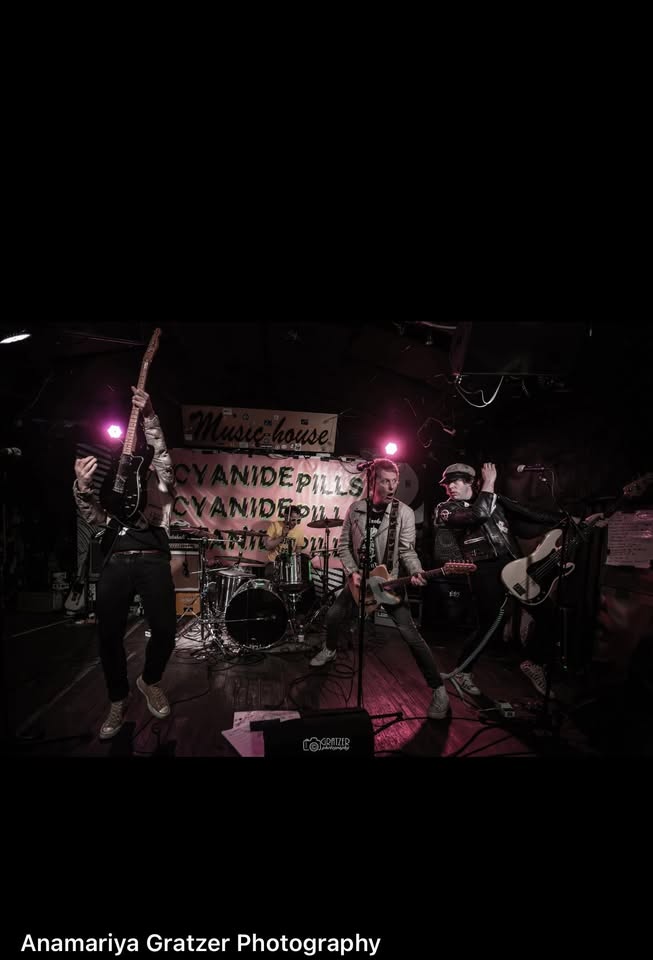 Cyanide Pills // Hamburg - Hafenklang - Goldener Salon