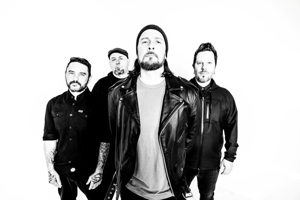 AUTHORITY ZERO / MELONBALL // im Béi Chéz Heinz